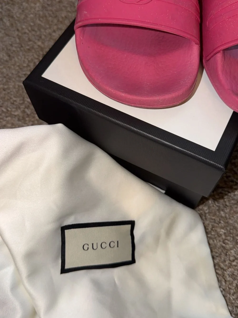 Gucci slide sandals